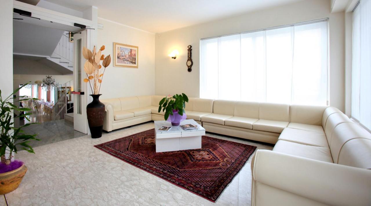 Hotel Torino Lido di Jesolo Luaran gambar