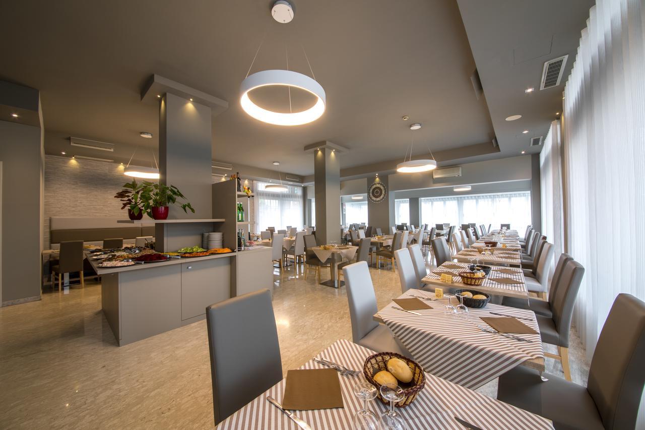 Hotel Torino Lido di Jesolo Luaran gambar